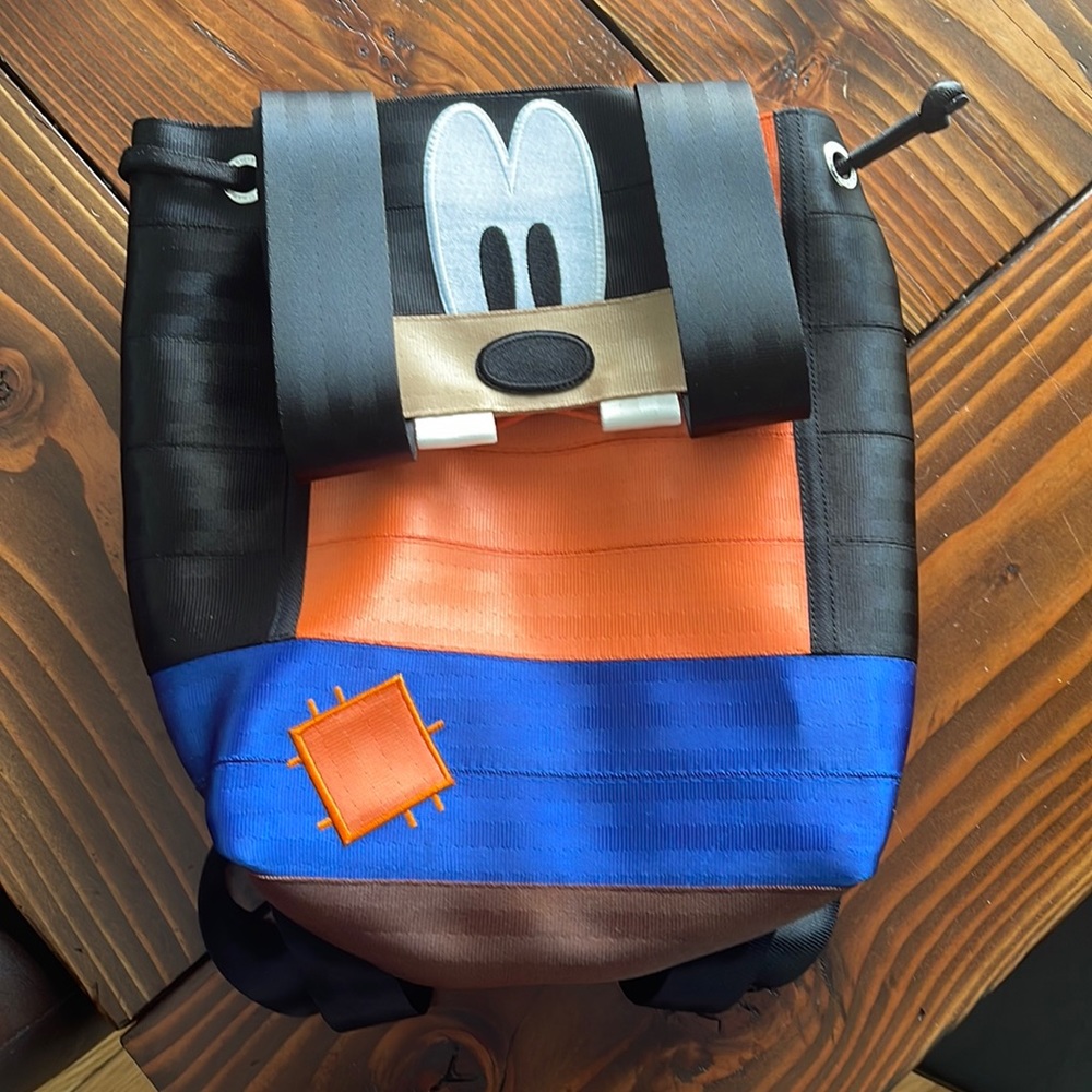 Harveys Disney Goofy Backpack